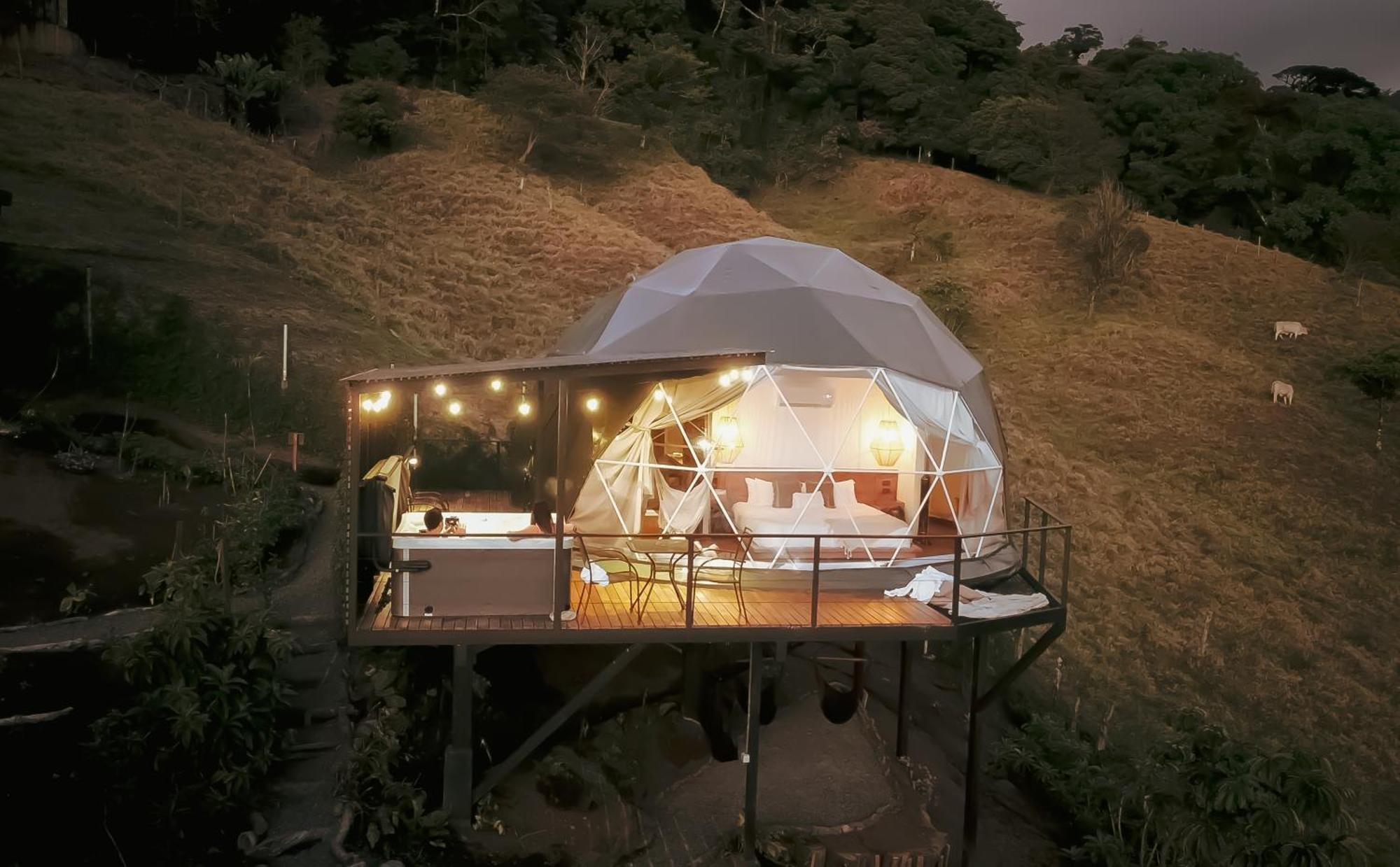Ananta Forest - Glamping Dome - Hot Tub - Sunset & Gulf View