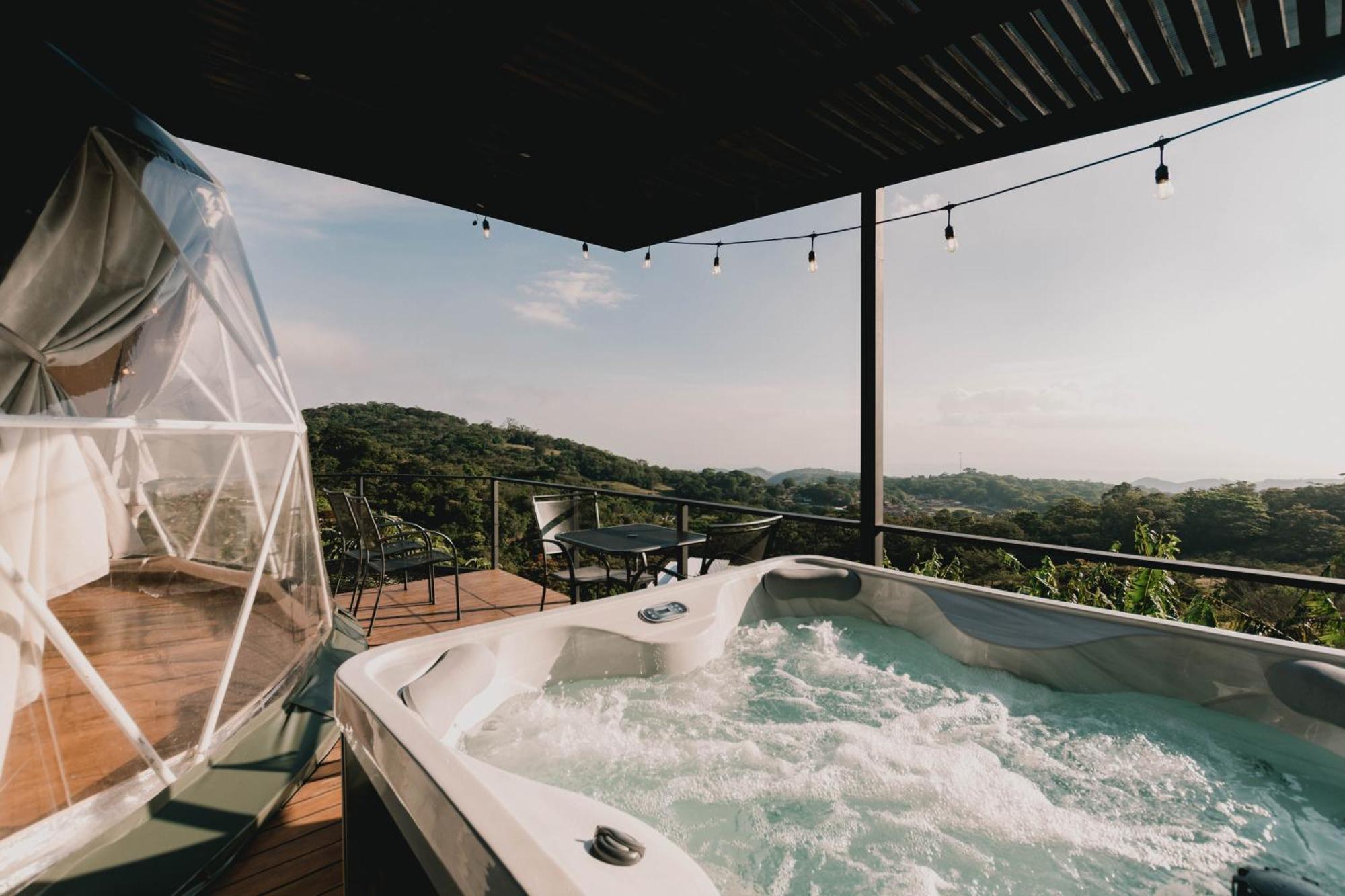 Ananta Forest - Glamping Dome - Hot Tub - Sunset & Gulf View Apartment Monteverde